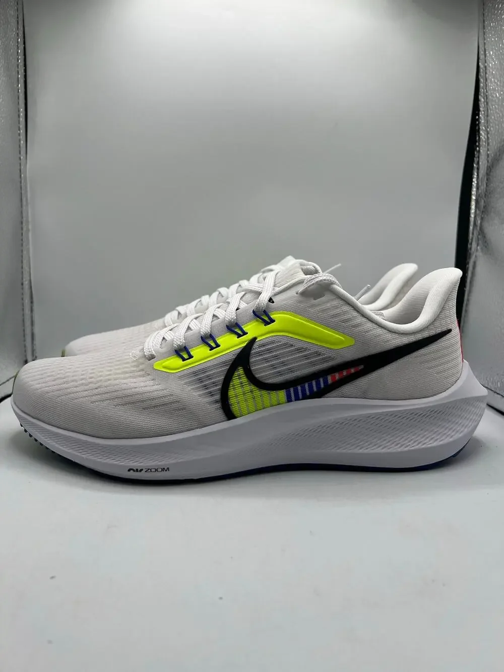 Nike Air Zoom Pegasus 39 Premium “White Volt” size 8 men’s